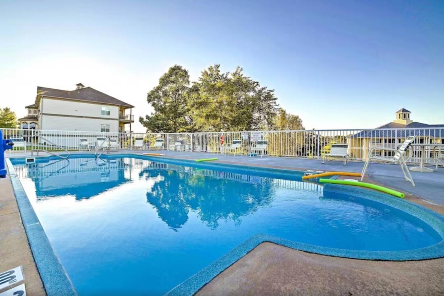 Retreat @ The Hills W/ Pets And Game Room Branson Exteriör bild